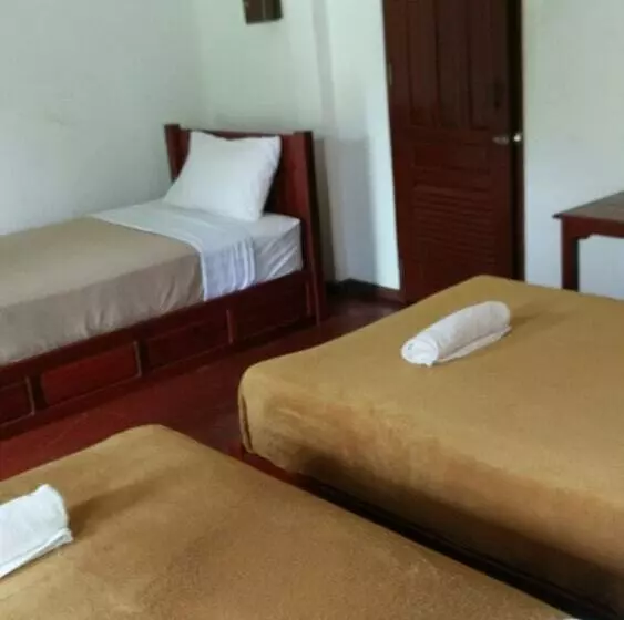 Perhehuone, Vang Vieng Sunrise View Resort