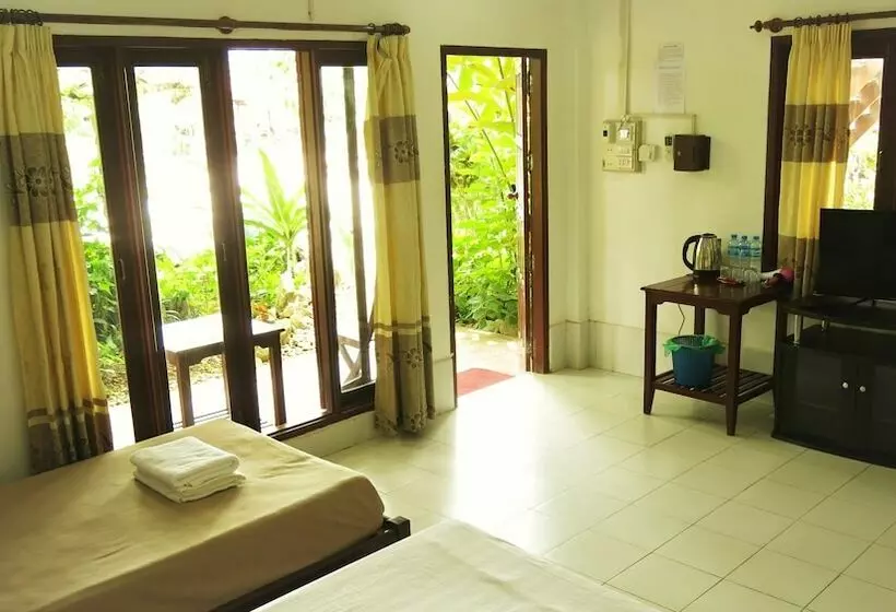 Perhehuone, Vang Vieng Sunrise View Resort