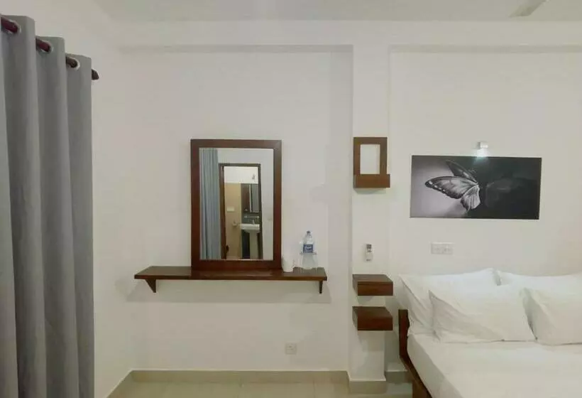 اتاق لوکس, Wimals Resort