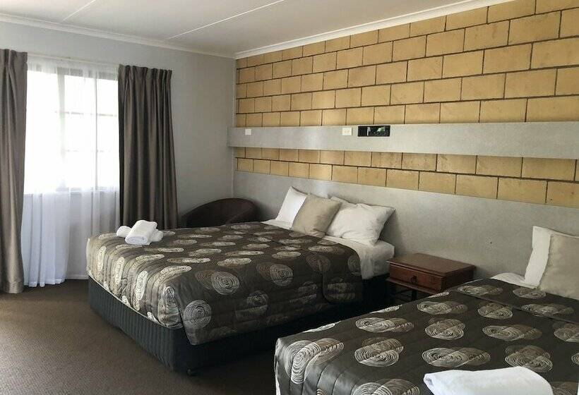 اتاق استاندارد, True Blue Motor Inn