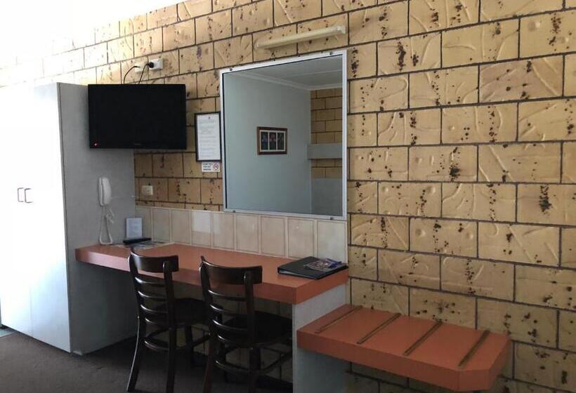 اتاق استاندارد, True Blue Motor Inn