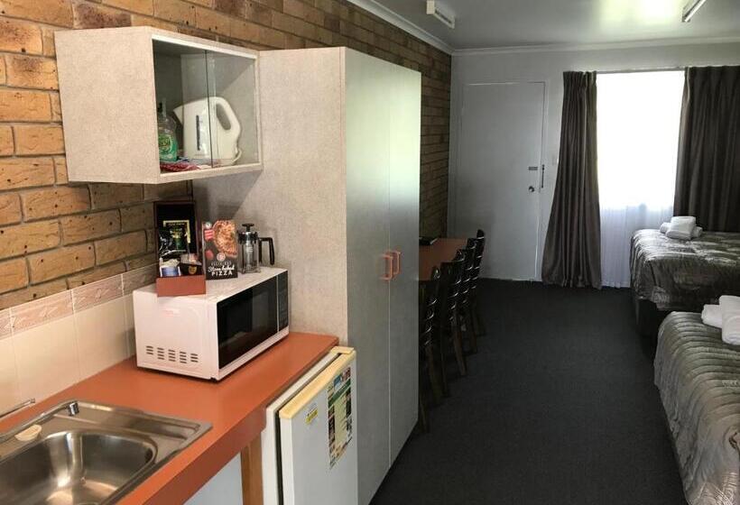수피리어 룸 퀸 침대, True Blue Motor Inn