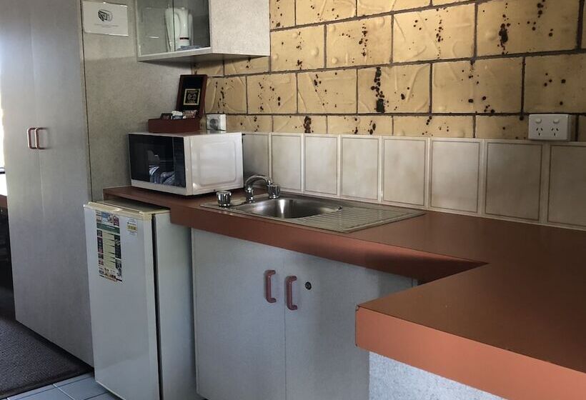 اتاق استاندارد, True Blue Motor Inn