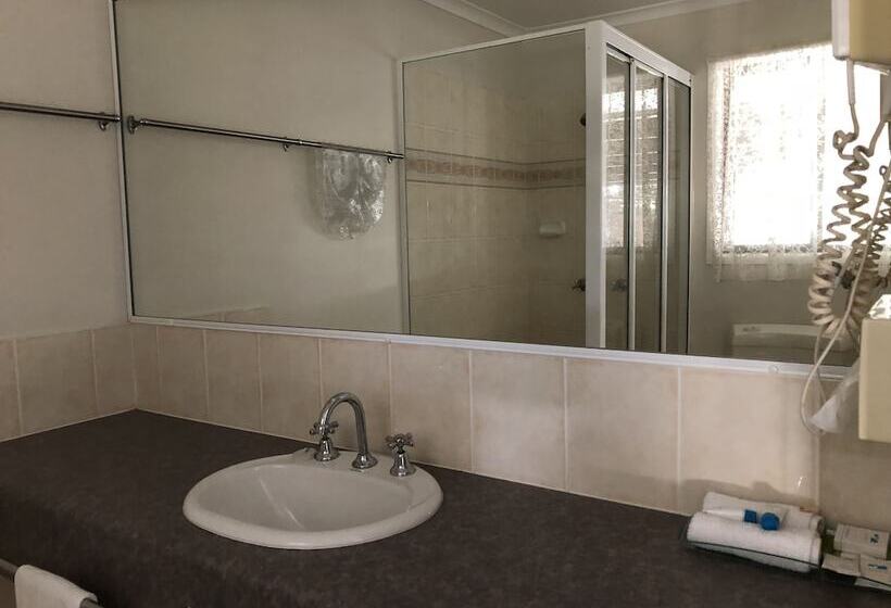 اتاق لوکس, True Blue Motor Inn