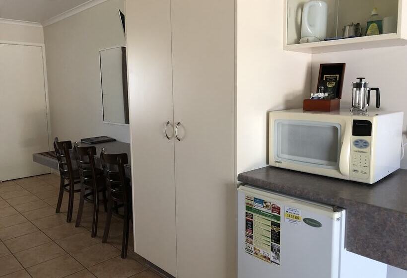 آپارتمان لوکس 1 خوابه, True Blue Motor Inn