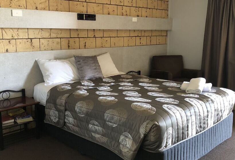 اتاق استاندارد, True Blue Motor Inn