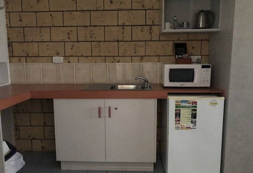 اتاق سوپریور با تخت دو نفره بزرگ, True Blue Motor Inn