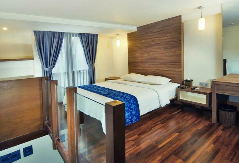 סטודיו משפחתי, The Legian Sunset Residence