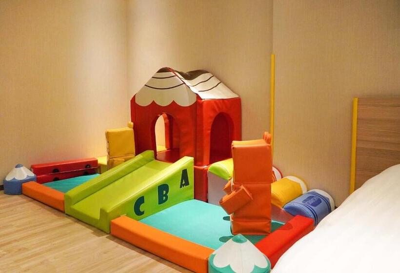 اتاق خانوادگی, Smile 73