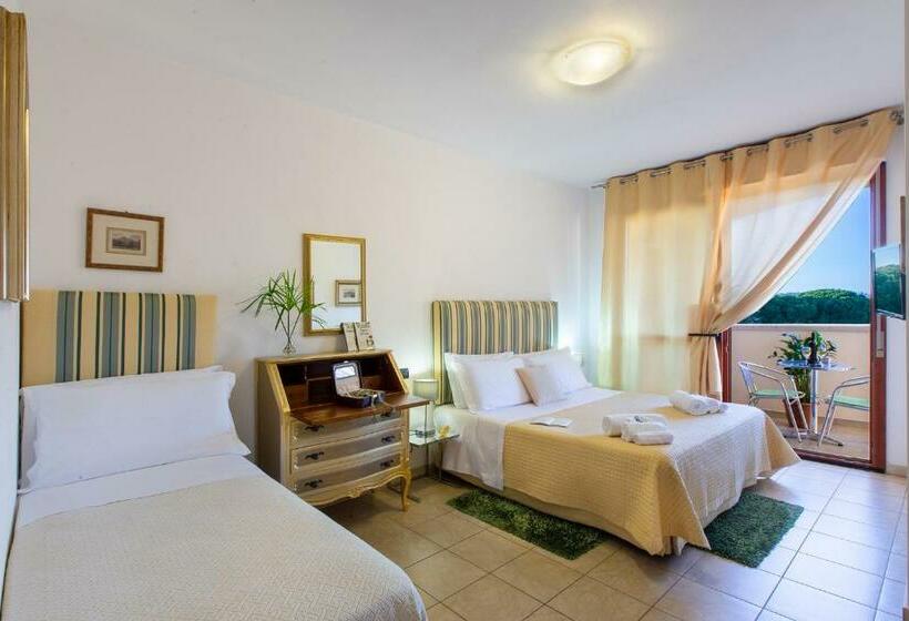 חדר סטנדרט לשלושה, Sun&sardinia