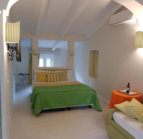 חדר משפחתי נוף לגינה, Villa Don Camillo