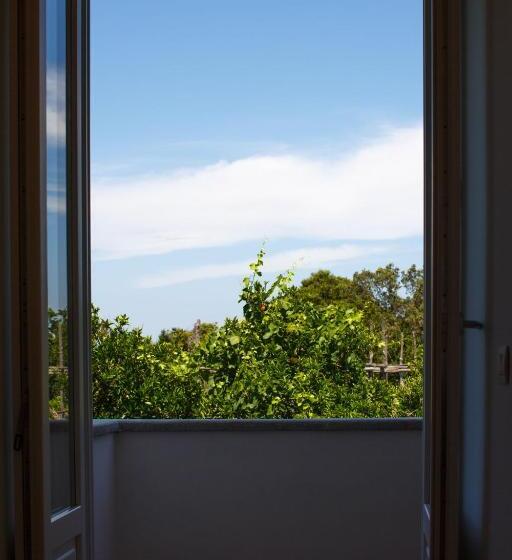 חדר דלוקס עם מרפסת, Villa Don Camillo