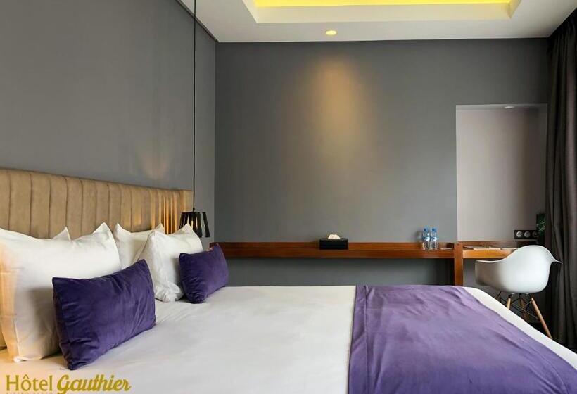 اتاق لوکس, Boutique Hotel Gauthier Restaurant Terrasse