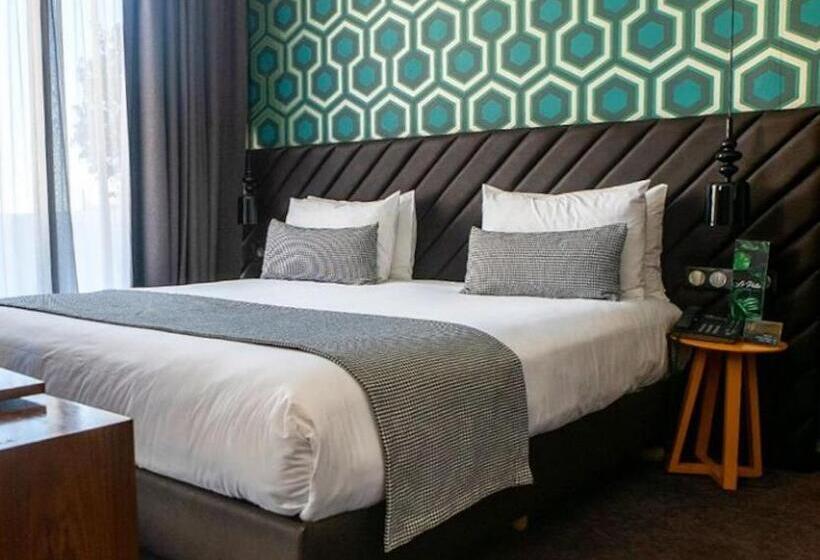 سوییت پرستیژ, Boutique Hotel Gauthier Restaurant Terrasse
