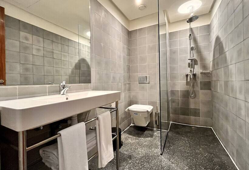 اتاق لوکس, Boutique Hotel Gauthier Restaurant Terrasse