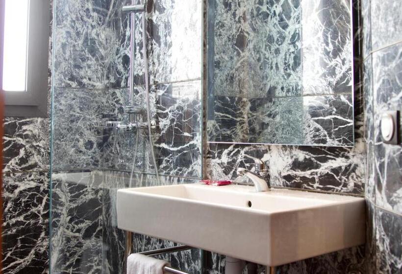 اتاق سوپریور, Boutique Hotel Gauthier Restaurant Terrasse