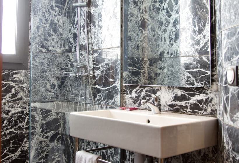 اتاق سوپریور, Boutique Hotel Gauthier Restaurant Terrasse