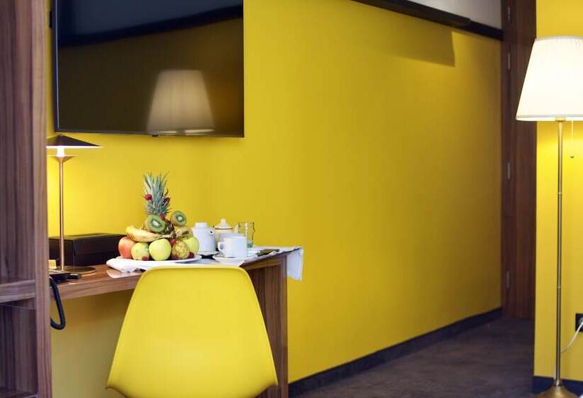 اتاق لوکس, Boutique Hotel Gauthier Restaurant Terrasse