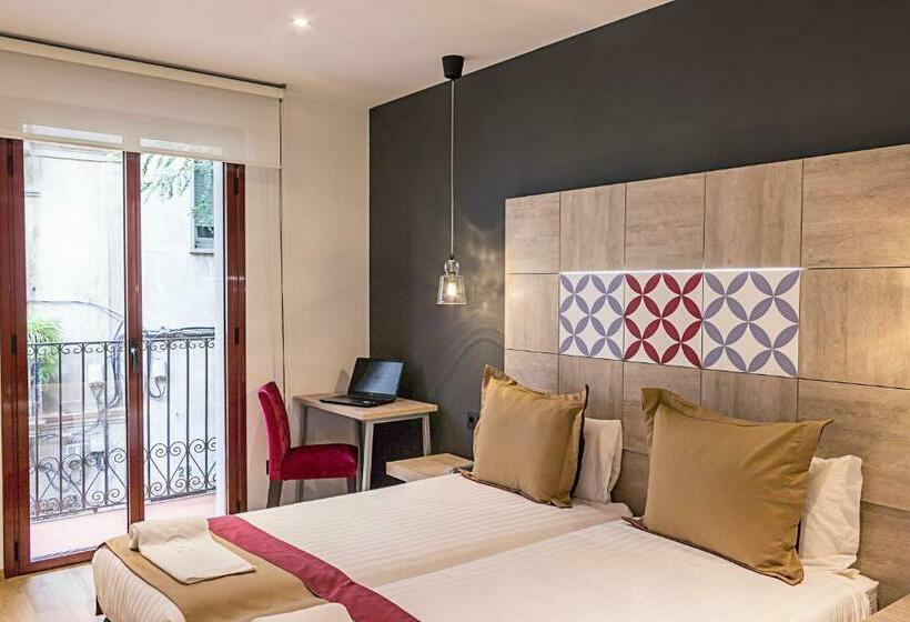 اتاق سوپریور با بالکن, Boutique Hostemplo Sagrada Familia