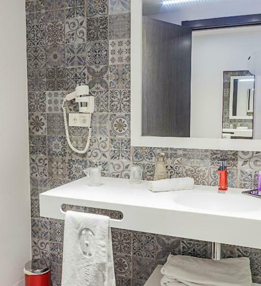 Superior Room with Terrace, Boutique Hostemplo Sagrada Familia