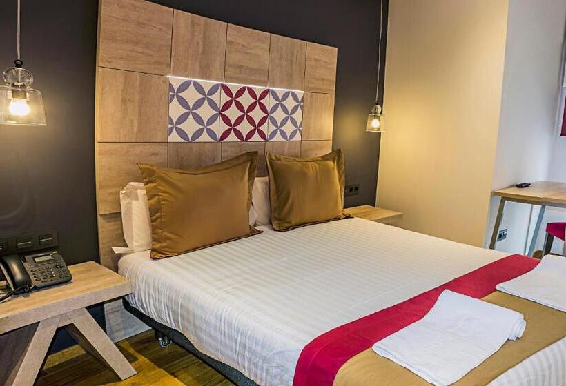 Номер Superior с Террасой, Boutique Hostemplo Sagrada Familia
