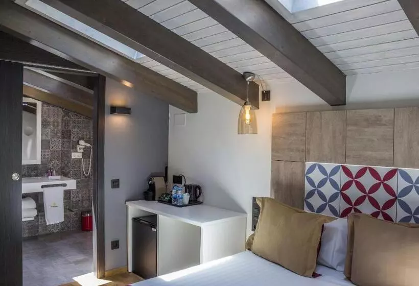 اتاق لوکس, Boutique Hostemplo Sagrada Familia