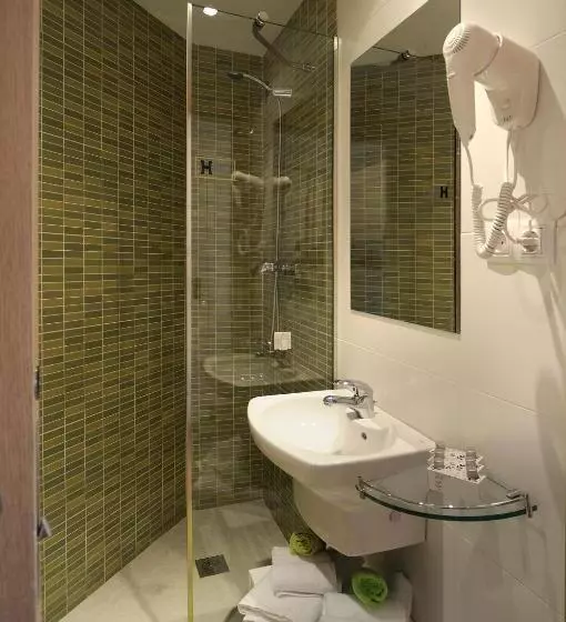 سوییت جونیور با بالکن, Boutique Hostemplo Sagrada Familia