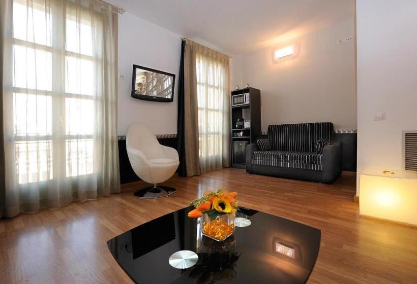 سوییت جونیور با بالکن, Boutique Hostemplo Sagrada Familia