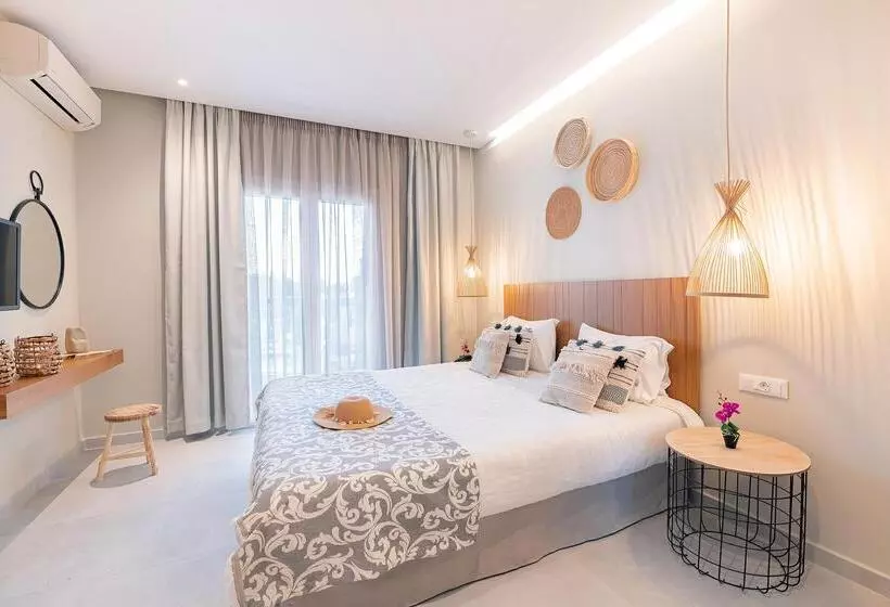 اتاق استاندارد سه نفره, Ekati Mare Lifestyle Resort