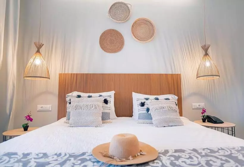 اتاق استاندارد سه نفره, Ekati Mare Lifestyle Resort