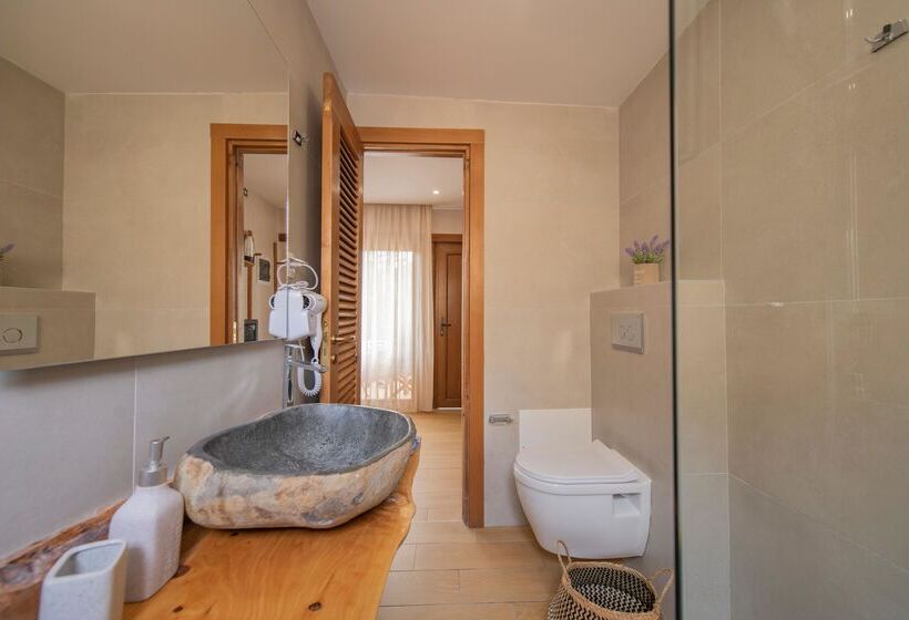 Номер Deluxe, Ekati Mare Lifestyle Resort