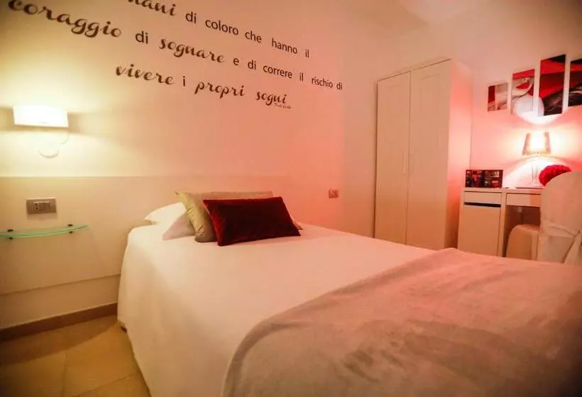 اتاق استاندارد یک نفره, Le Onde Resort