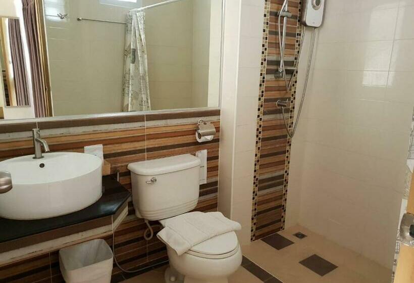 수피리어 룸, Omg