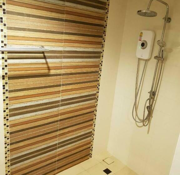 스탠다드 트리플 룸, Omg