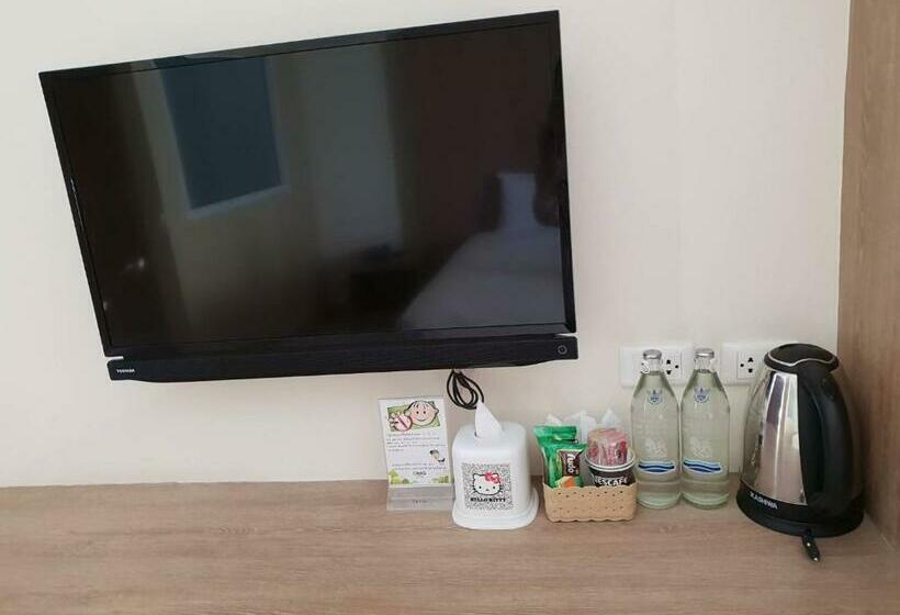 수피리어 룸, Omg