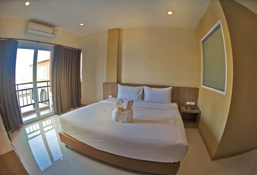 수피리어 룸, Omg