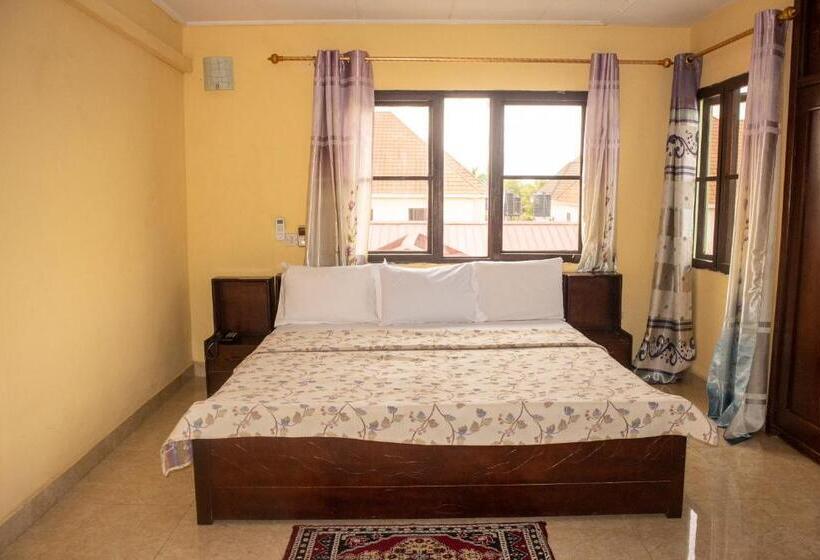 اتاق استاندارد, Pekan