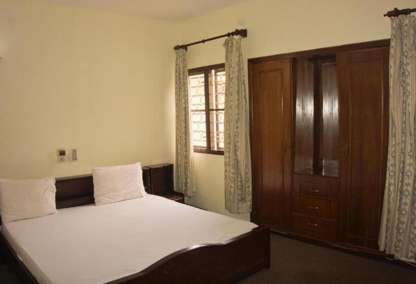 اتاق استاندارد, Pekan