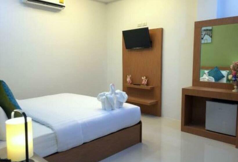 Quarto Estandar, Samed Port View