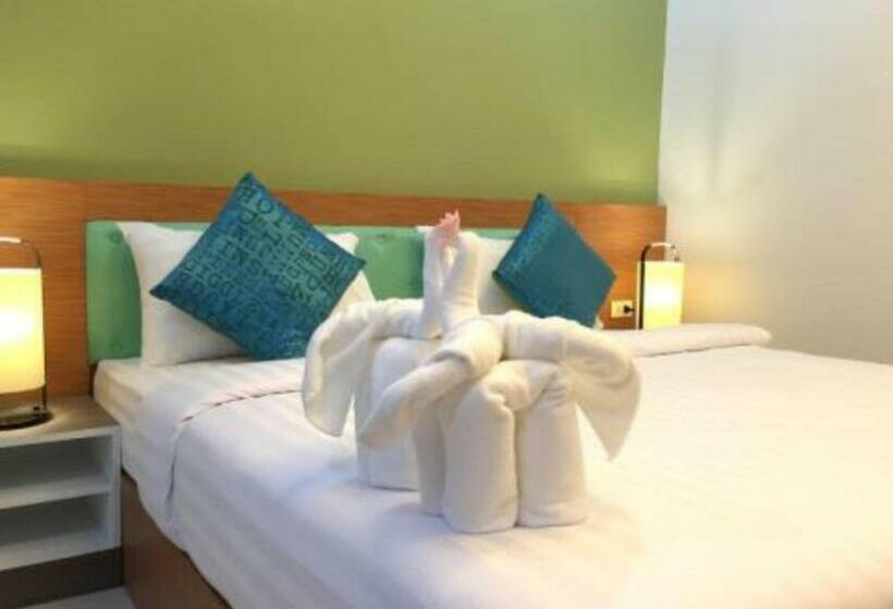 Quarto Estandar, Samed Port View