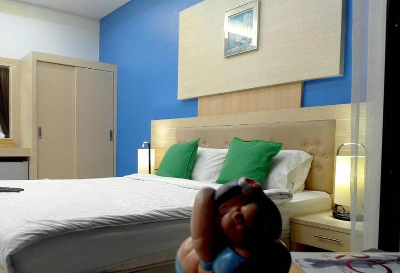 Quarto Estandar Interior, Samed Port View