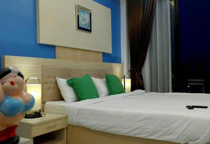 Quarto Estandar Interior, Samed Port View