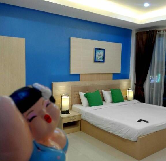 Quarto Estandar Interior, Samed Port View