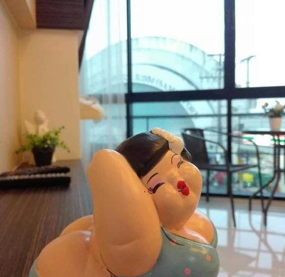 Quarto Estandar Interior, Samed Port View