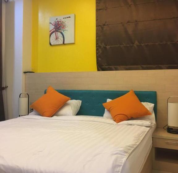 Quarto Estandar Interior, Samed Port View