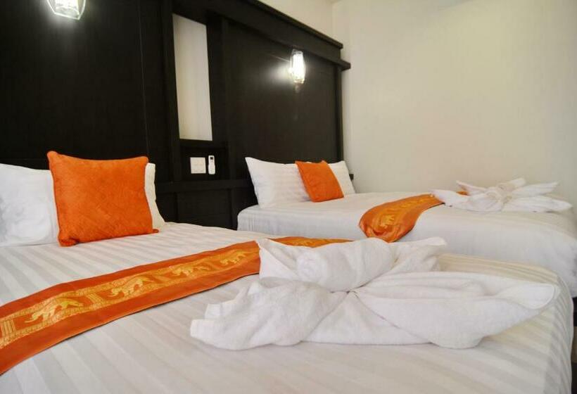 غرفة ديلوكس ثلاثية مطلة على البحر, The Sea At Lanta