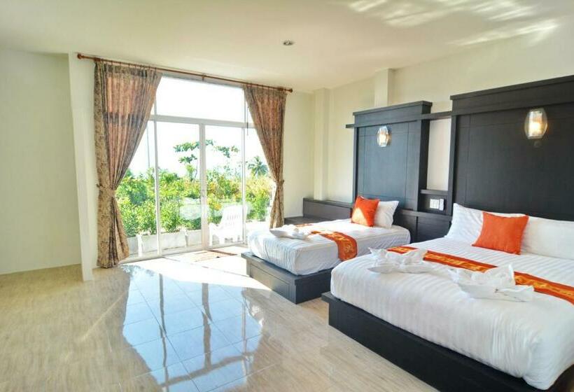 غرفة ديلوكس ثلاثية مطلة على البحر, The Sea At Lanta