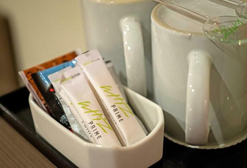 اتاق سوپریور, Whiz Prime Hotel Darmo Harapan Surabaya