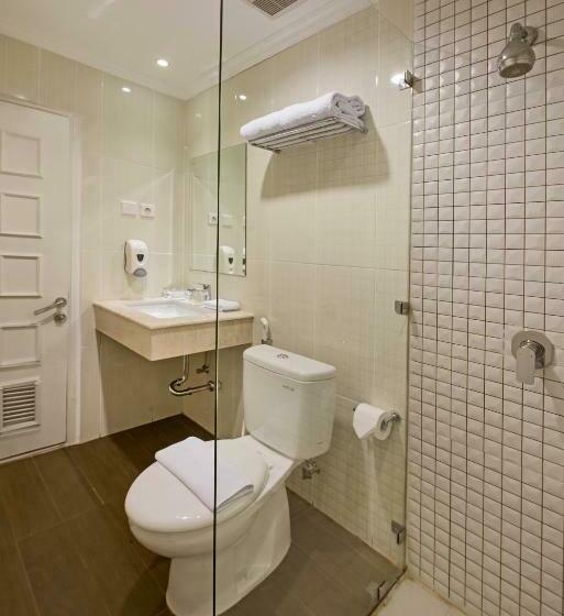 اتاق لوکس, Whiz Prime Hotel Darmo Harapan Surabaya
