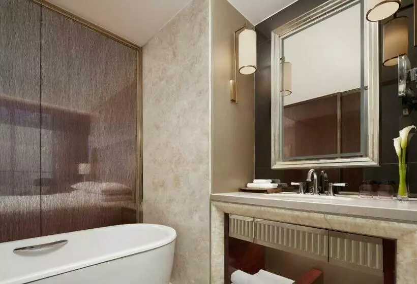 キングサイドベッドのスタンダードワンルーム, Yiwu Marriott